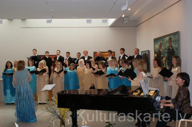 Jūrmalas Kultūras centra jauktais koris "Vaivari"